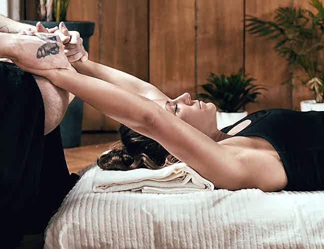 sports-massage-w